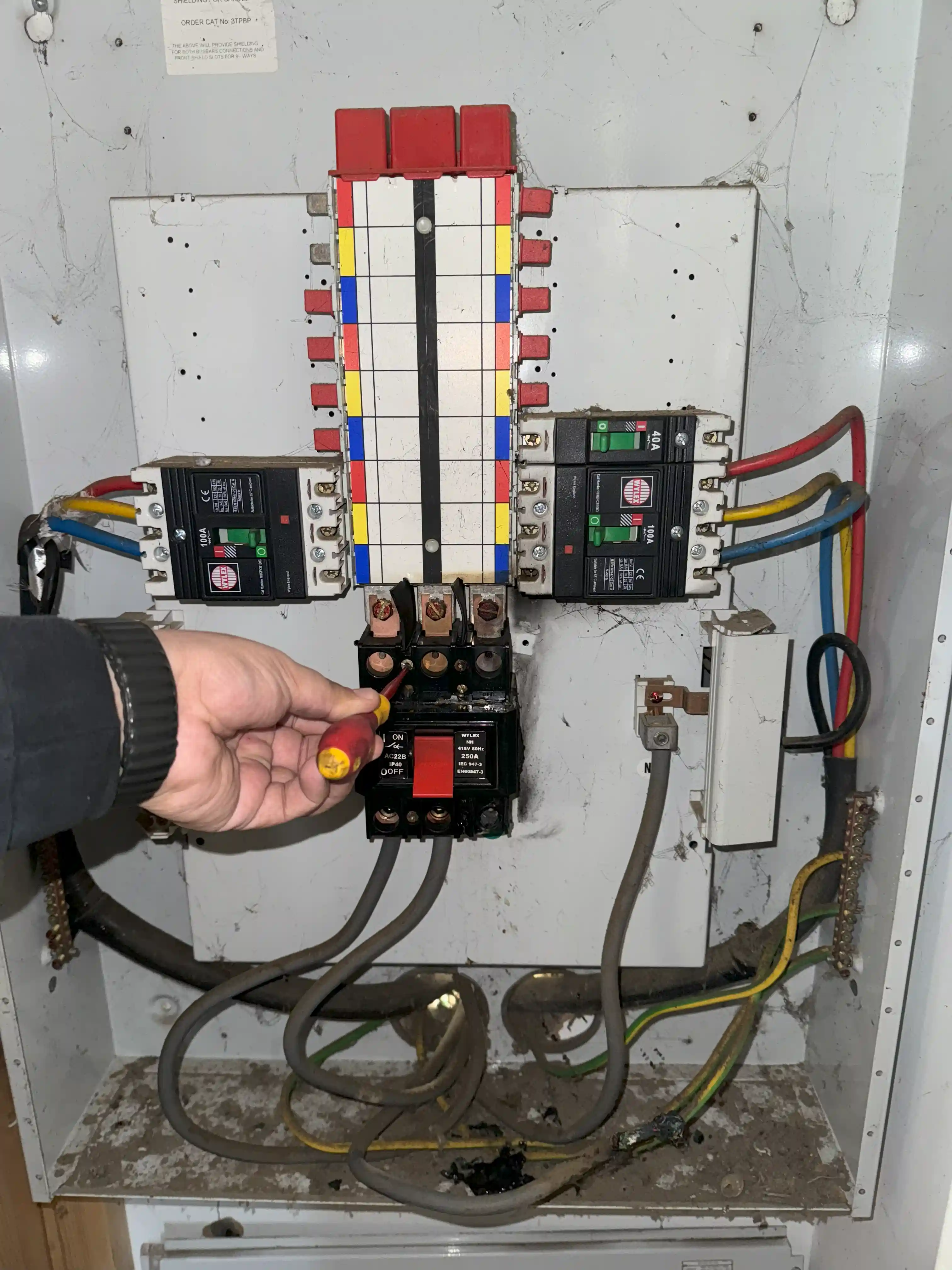 Emergency Electrician South London
